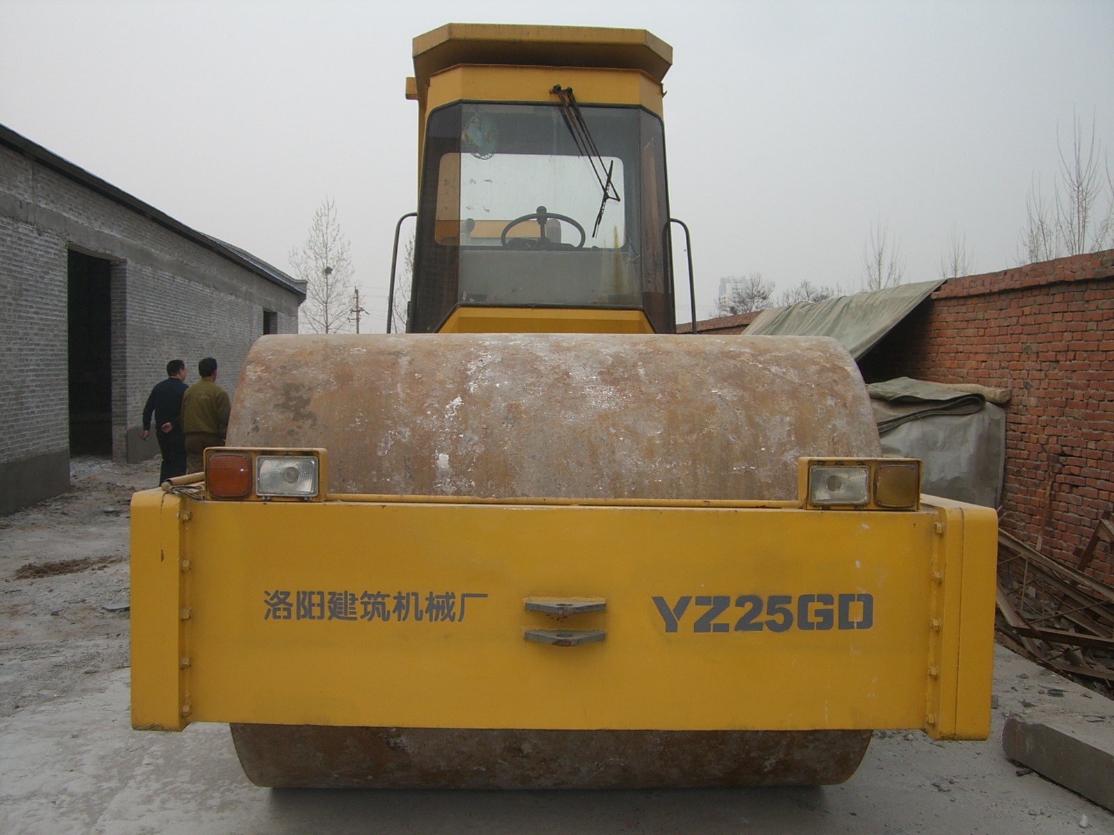 yz25gd 重型压路机